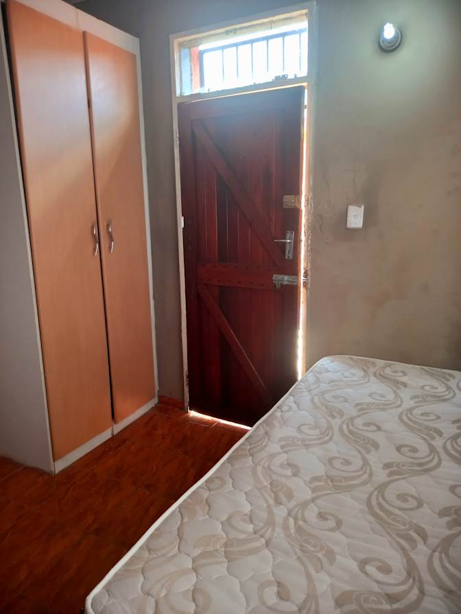 Zinhle's room