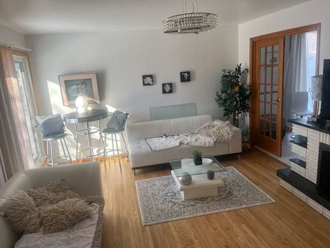 Angela Rinella's room