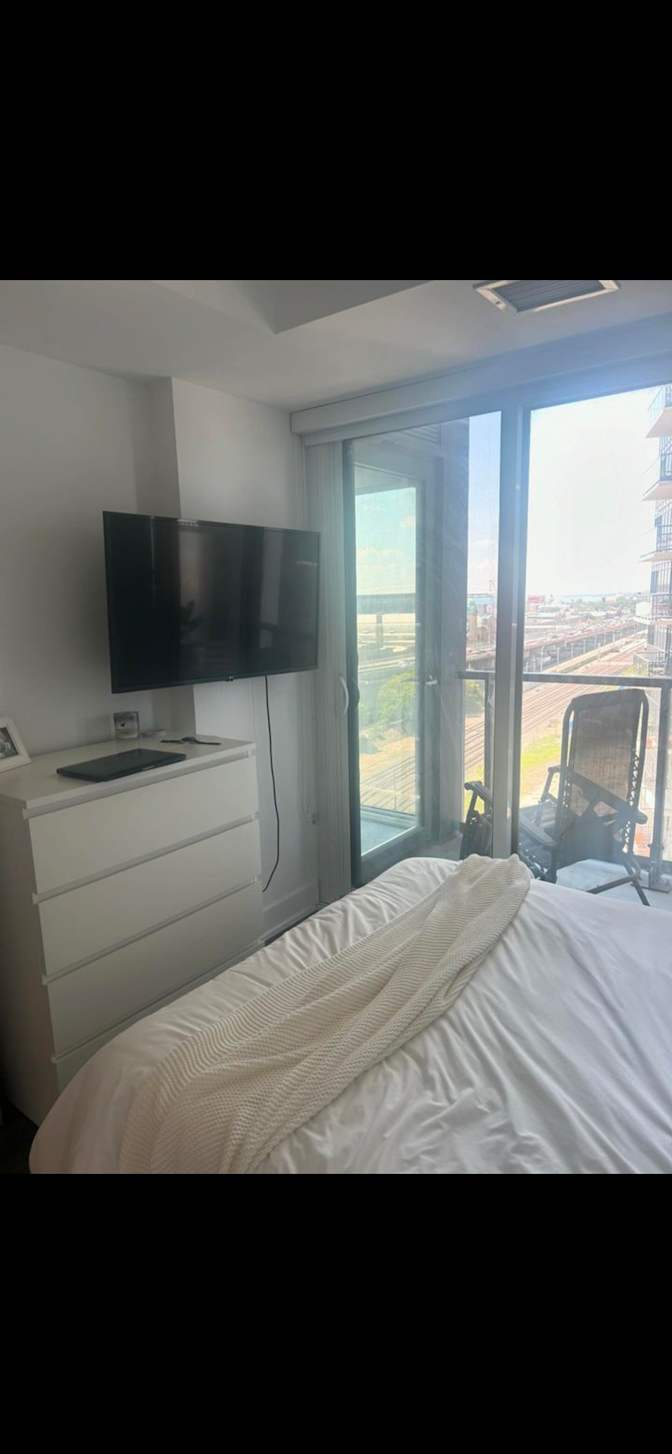 Jacob Samuels's room