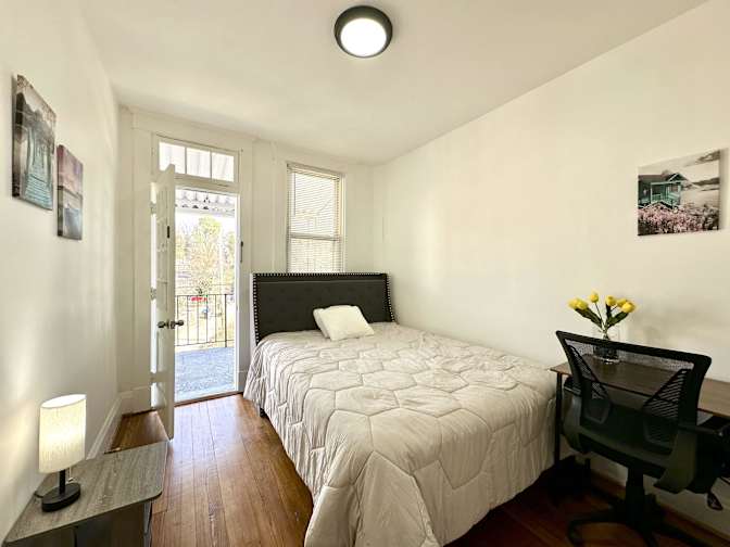 PadSplit's room