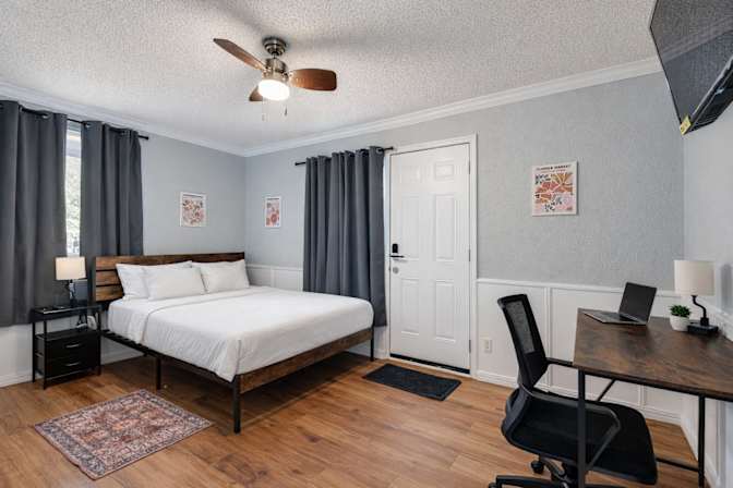 PadSplit's room