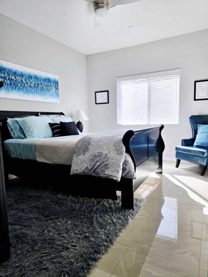 Alizabeth's room