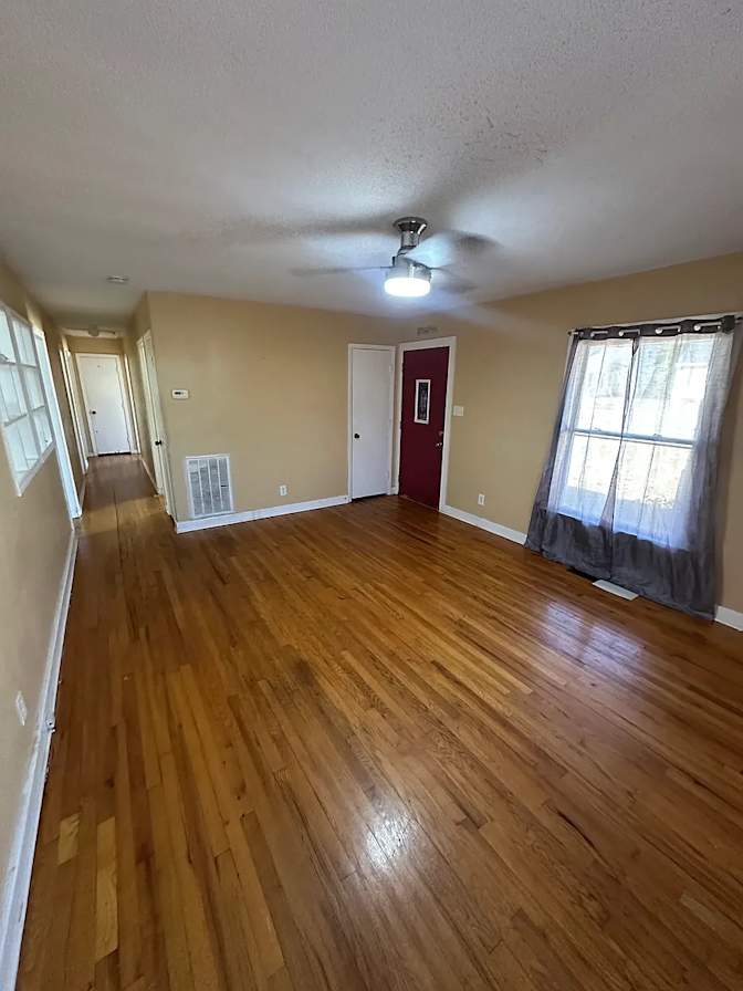 Alcove Rooms's room
