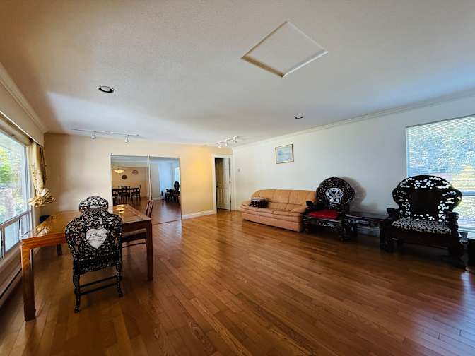 Sunny's room