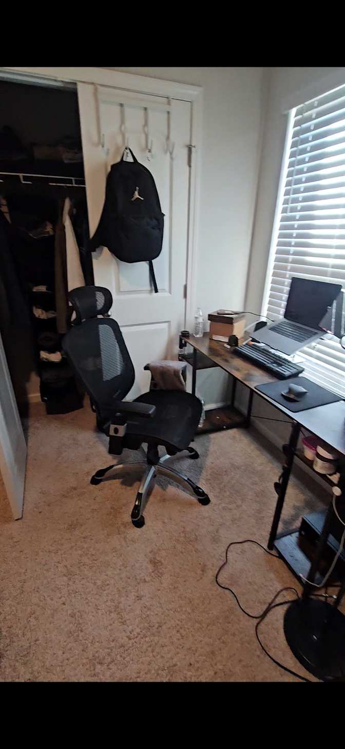 Nuram's room