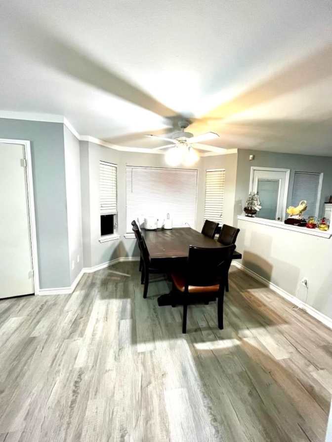 Wilson Realty & Investment Group's room