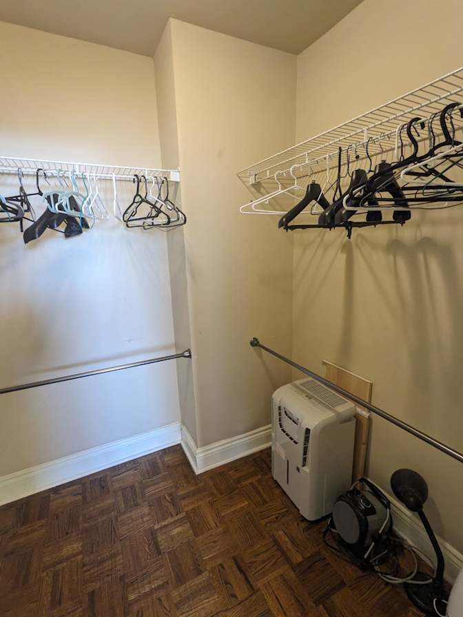 Al's room