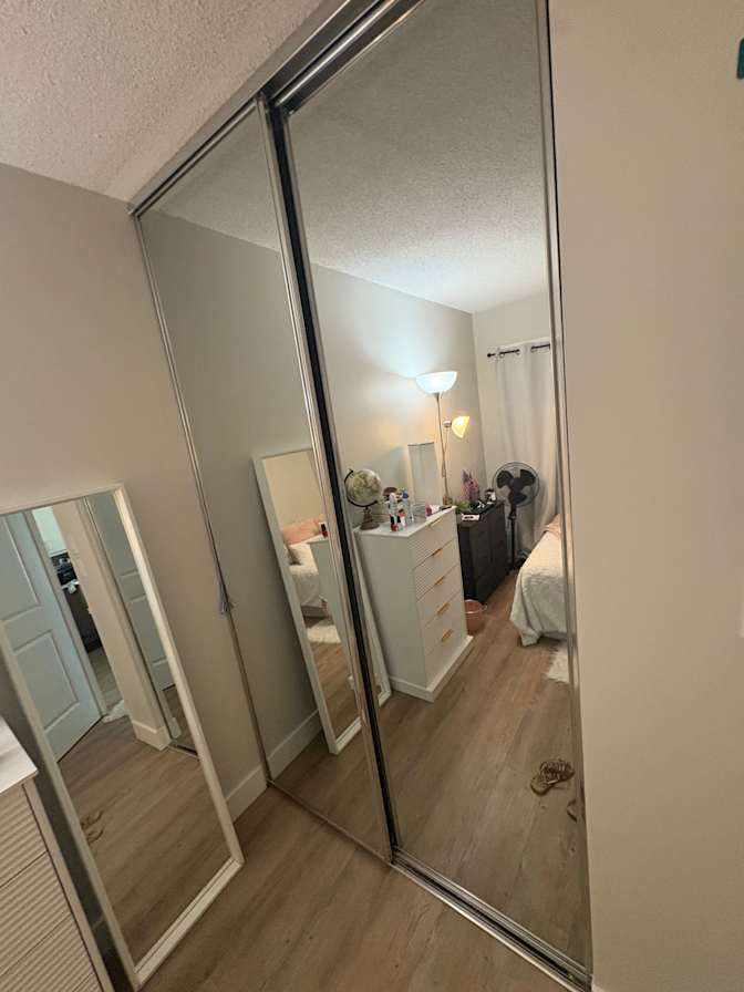 Sthefanye Suárez's room