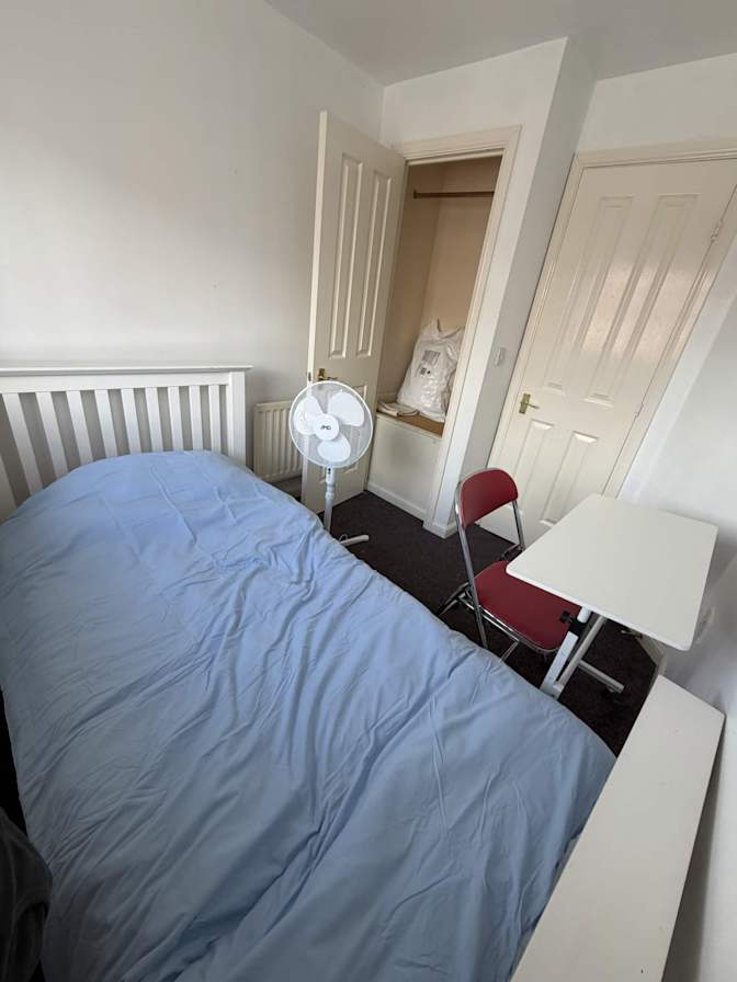 andrew zhao's room