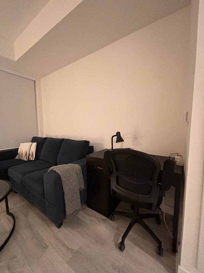 Snigdha Chaturvedi's room