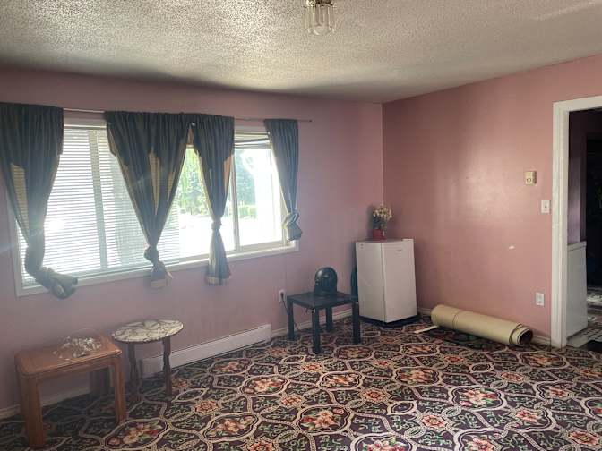 J's room