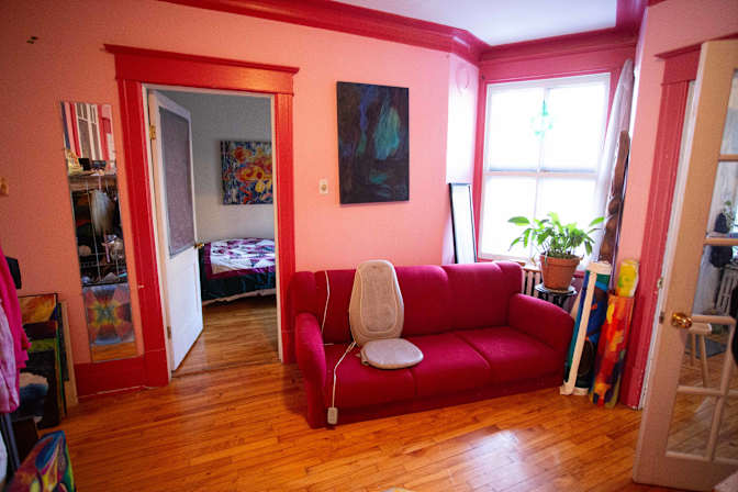 Clémence Boucher's room