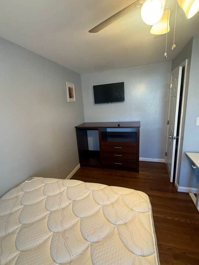 Howard's room