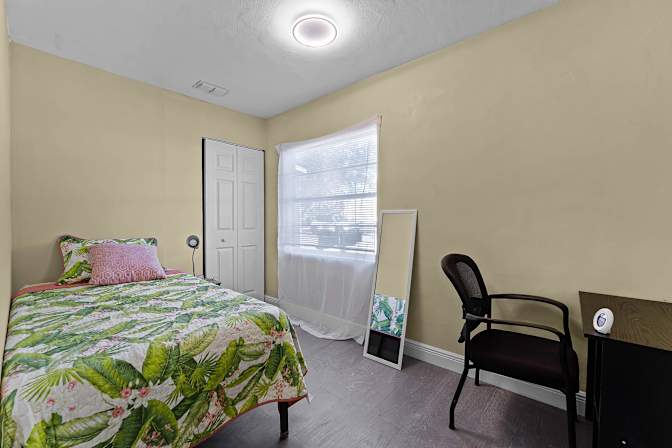 PadSplit's room
