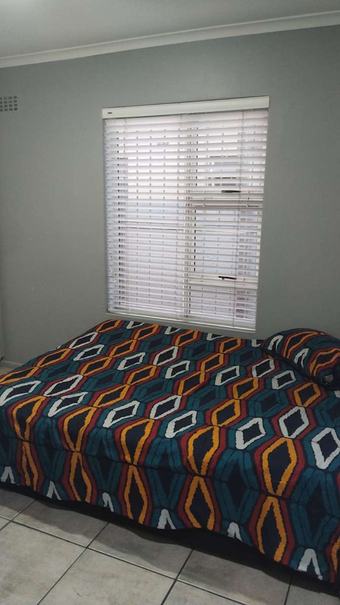 Donovan's room