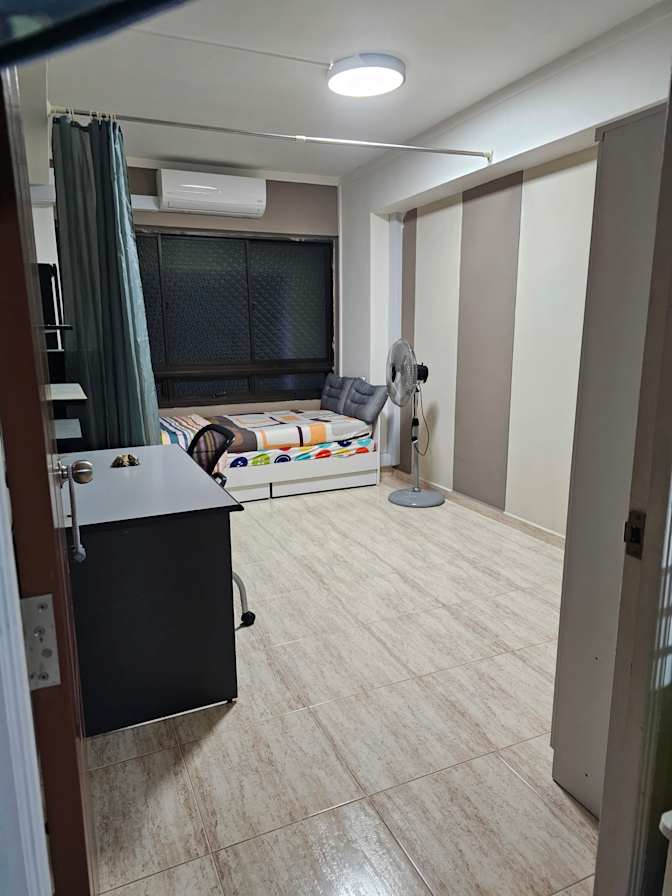 Vikie's room