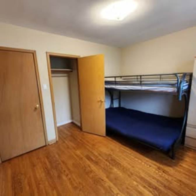 Pal Hgnis's room