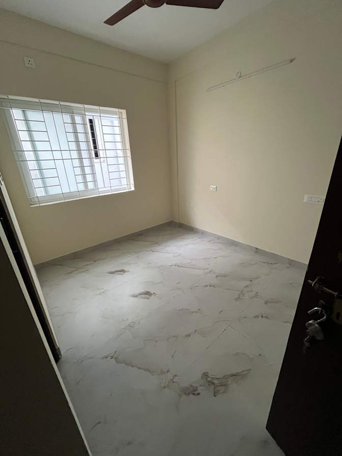 Praveenkumar's room