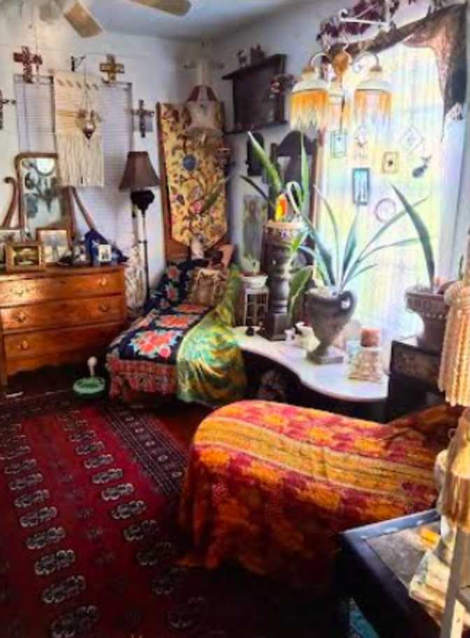 Janice Bergen's room
