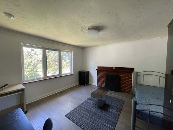Mohammed's room