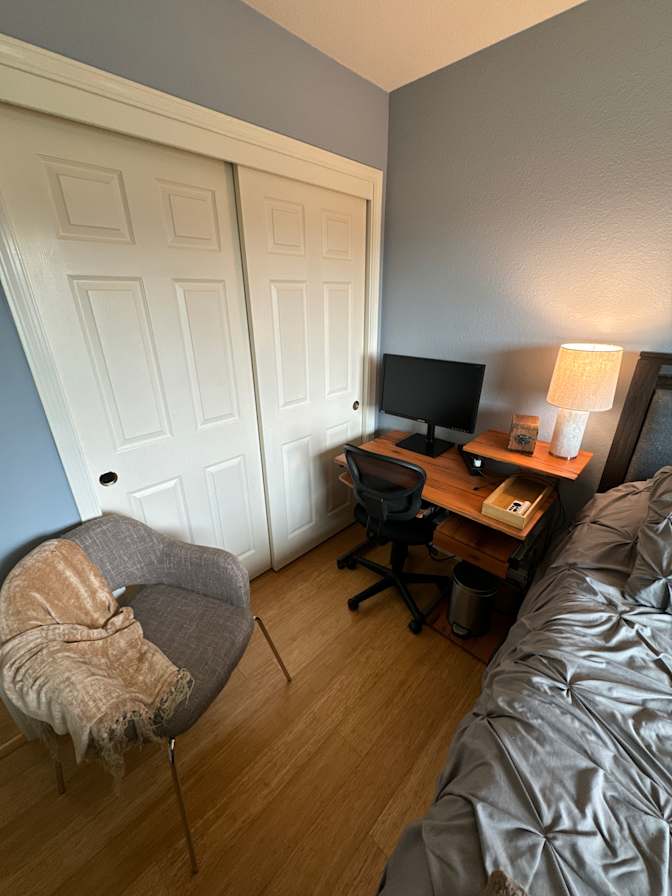 Scarlett's room