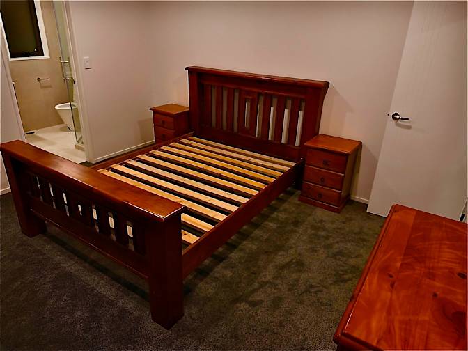 Daniella Bacunawa's room