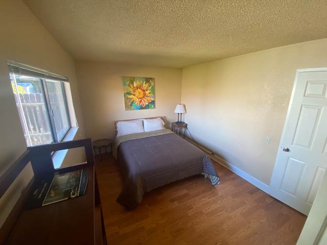 CHRISTIAN's room