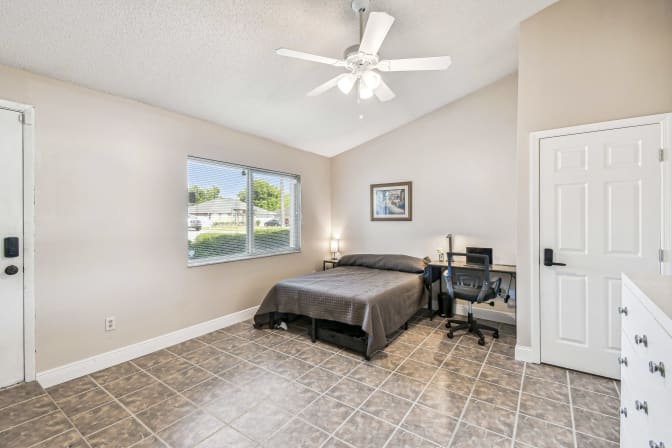 PadSplit's room