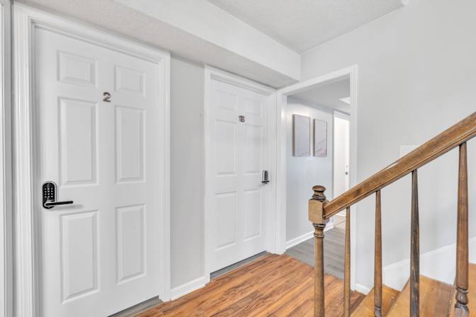 lifedoorrentals's room
