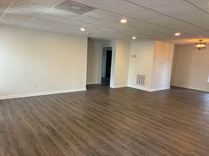 Alcove Rooms's room