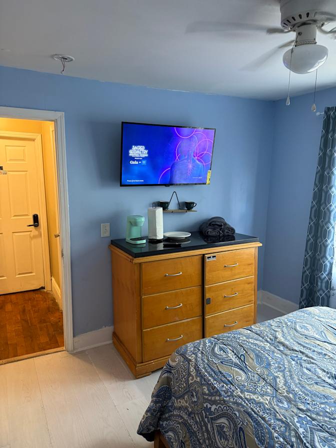 Shak's room