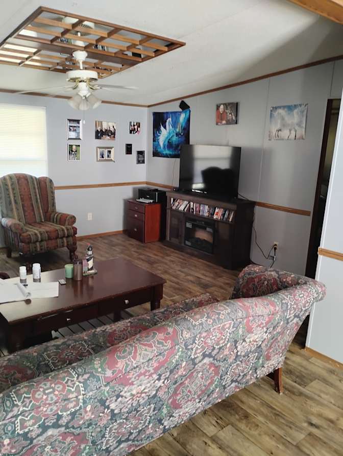 James Gangluff's room