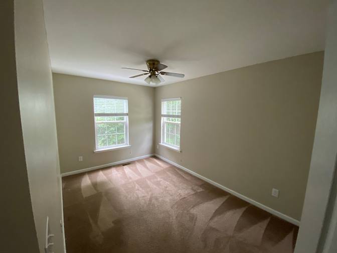 Alcove Rooms's room