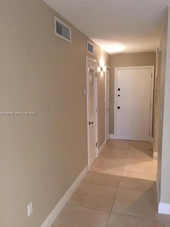 Thomas's room