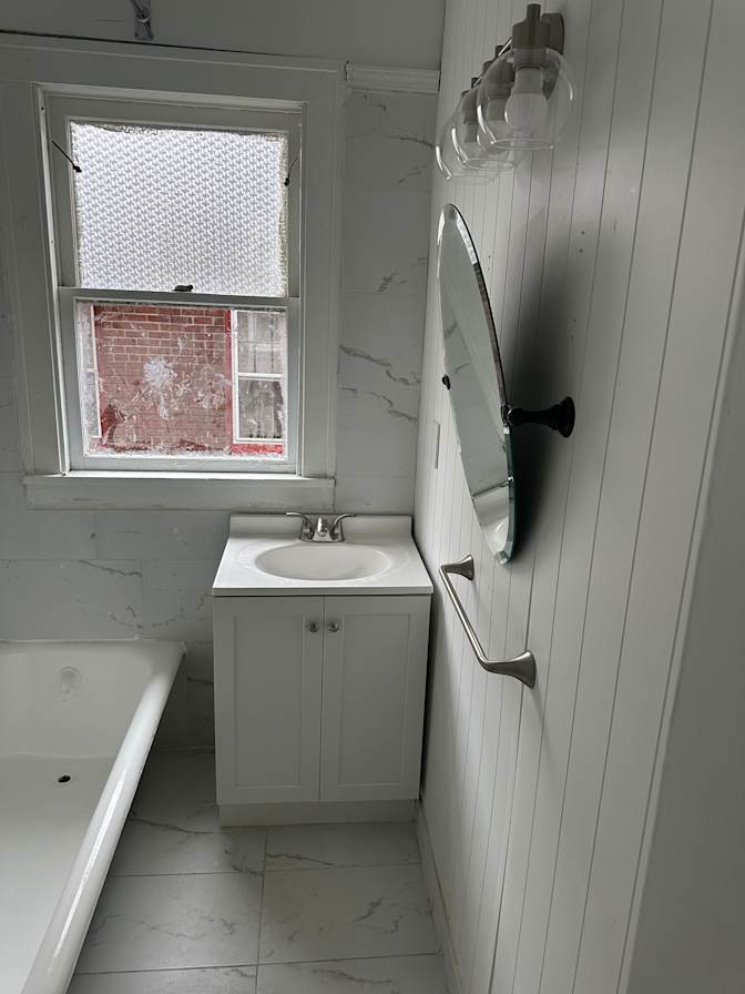 Dougie Mgmt's room