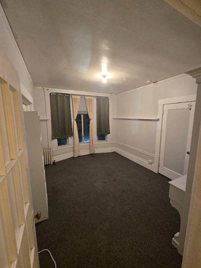 Tahni's room