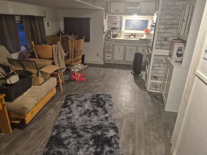 Dee's room