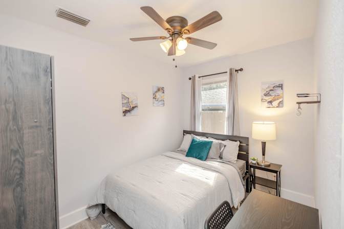 PadSplit's room