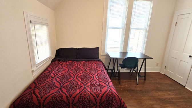 Kitty C's room