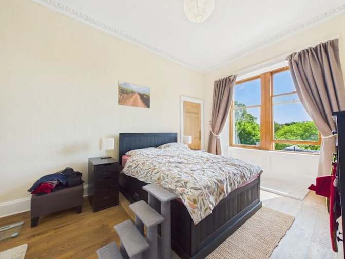 lee's room