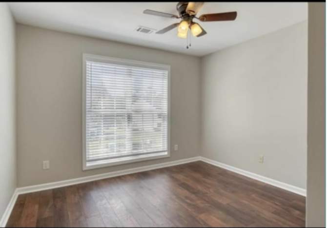 Thomas's room