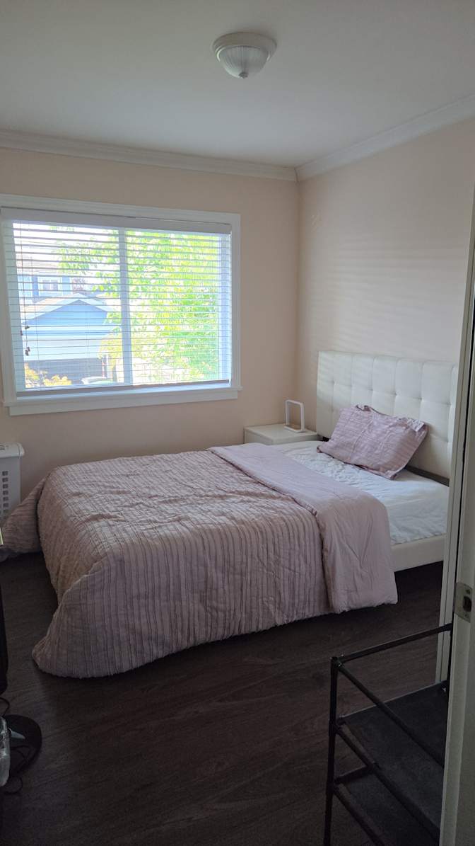 Mario Alberto's room