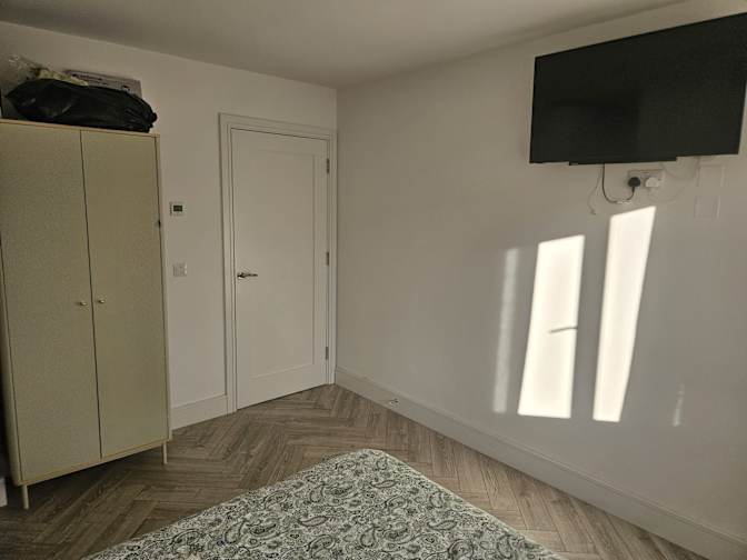 palenjady JUGDEWO's room
