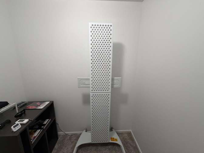 Derek Smith's room