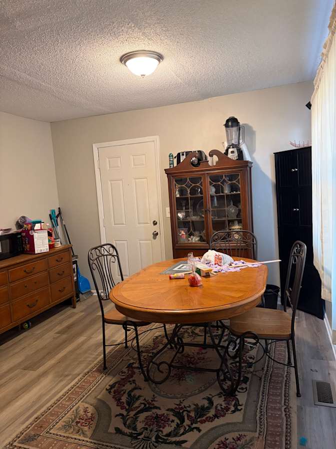 Jill's room