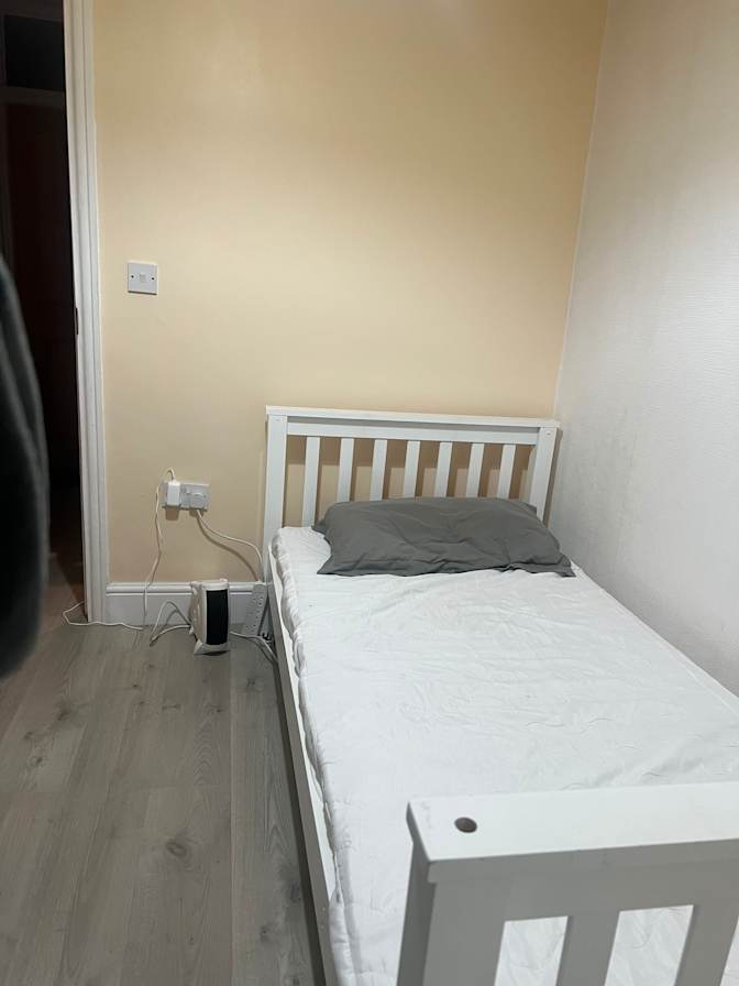Inaya's room
