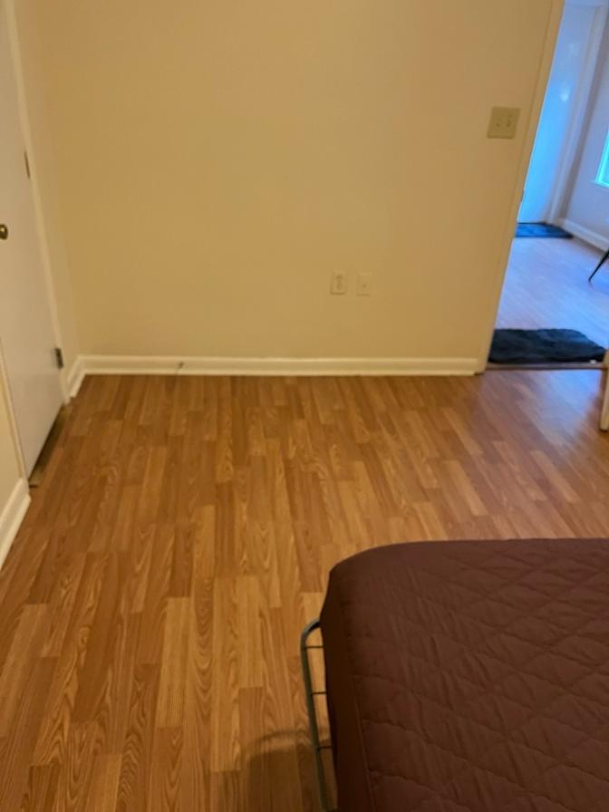 Alcove Rooms's room