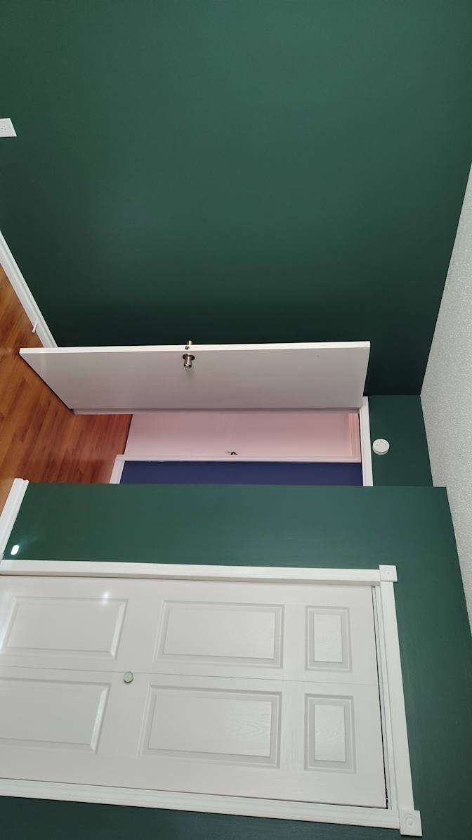 Caleo's room