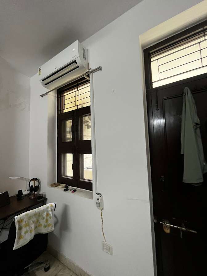 Pranshit's room