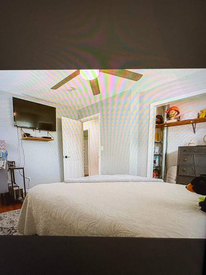 Felicia's room